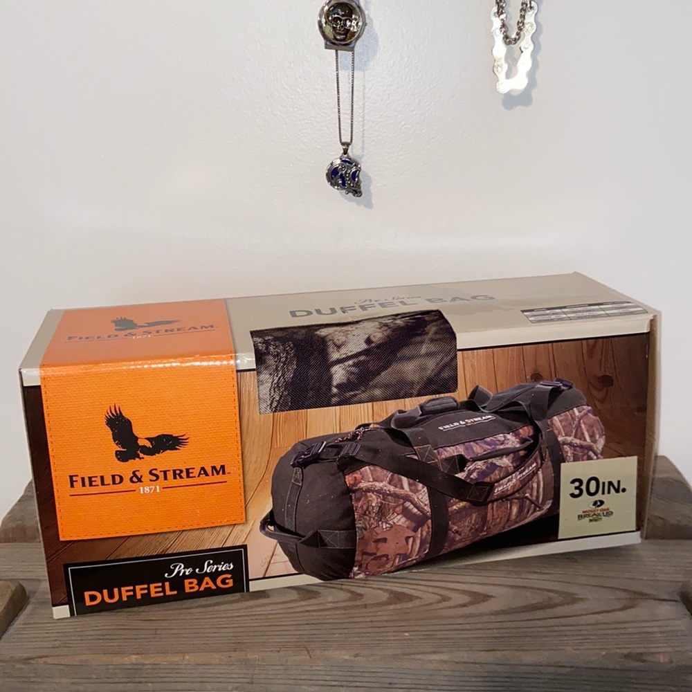 NIB Field & Stream Pro Series Duffel Bag